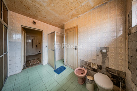 Image 49 - 1033882