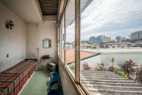 Image 53 - 1033882