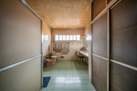 Image 47 - 1033882