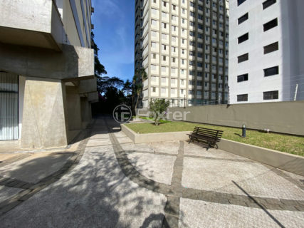 Image 60 - 1033883