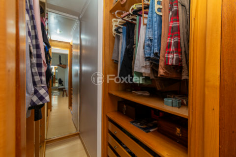 Image 38 - 1033883