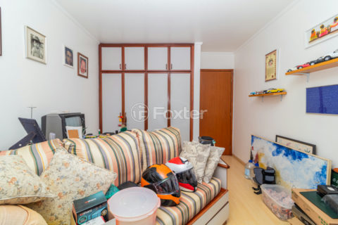 Image 35 - 1033883