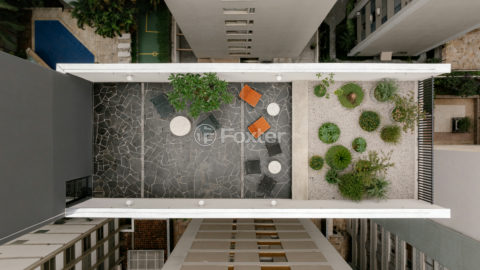 Image 43 - 1033884