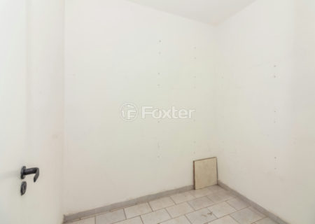 Image 10 - 1033886
