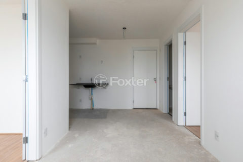 Image 29 - 1033898
