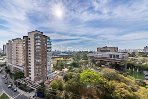 Image 25 - 1033911