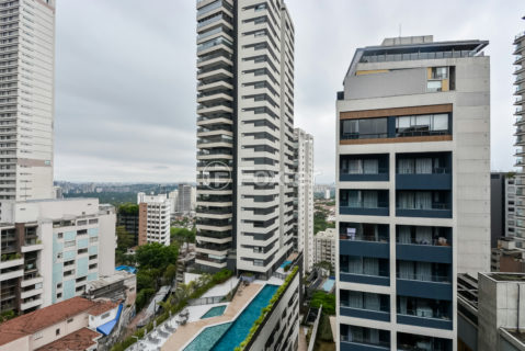Image 14 - 1033912