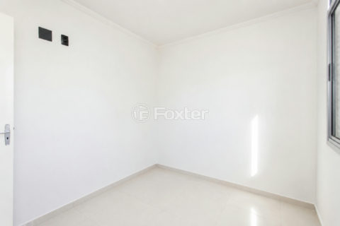 Image 17 - 1033915