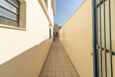 Image 42 - 1033916