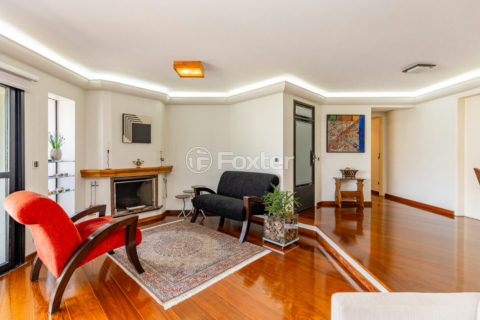 Image 2 - 1033917