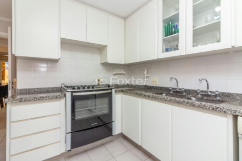 Image 21 - 1033922