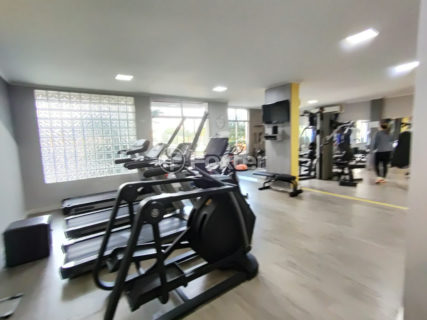 Image 23 - 1033930