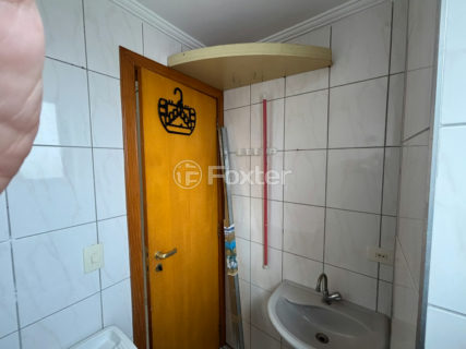 Image 38 - 1033939