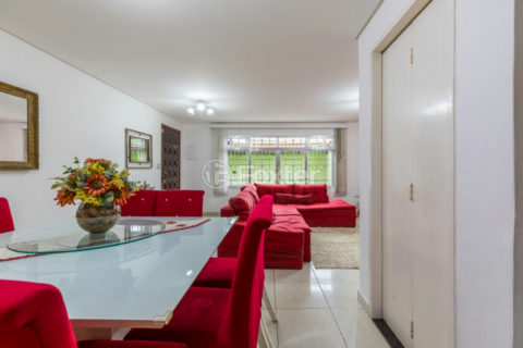 Image 39 - 1033945