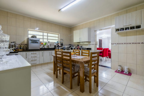 Image 35 - 1033945