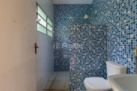 Image 22 - 1033945