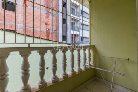 Image 68 - 1033945