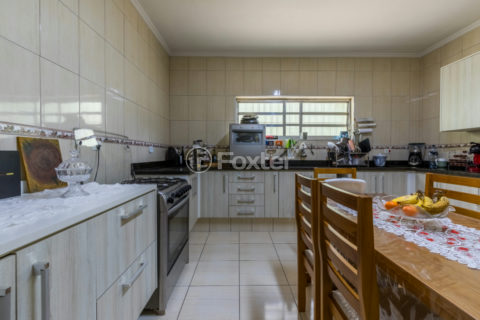 Image 36 - 1033945