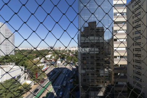 Image 30 - 1033951