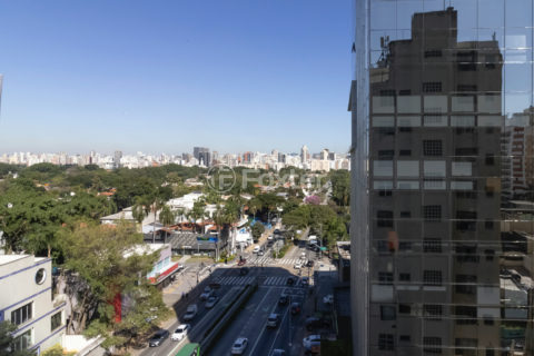 Image 29 - 1033951