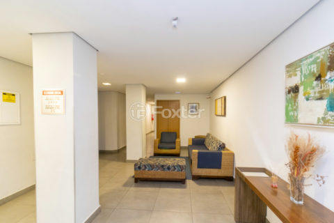 Image 34 - 1033953