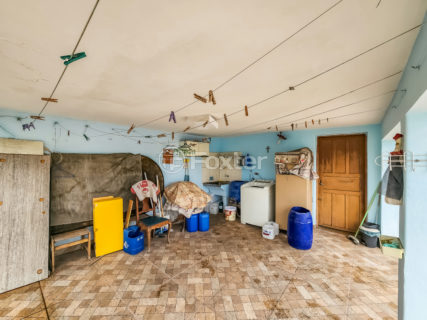 Image 29 - 1033958