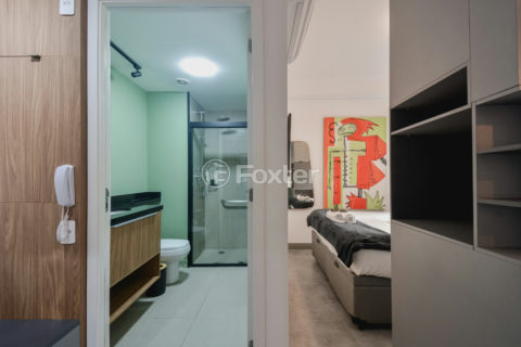 Image 16 - 1033963