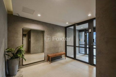 Image 22 - 1033963