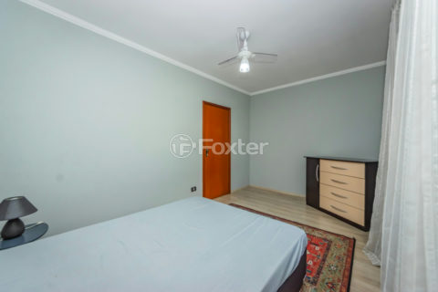 Image 40 - 1033971