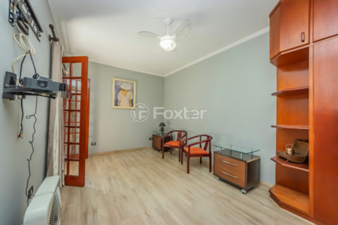 Image 42 - 1033971
