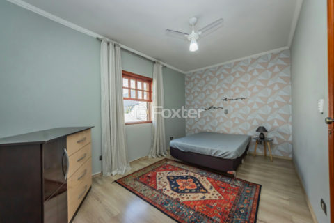 Image 37 - 1033971