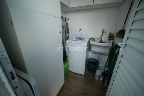 Image 32 - 1033975