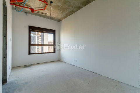Image 39 - 1033976