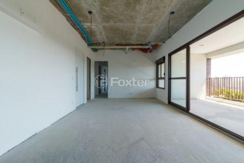 Image 25 - 1033976