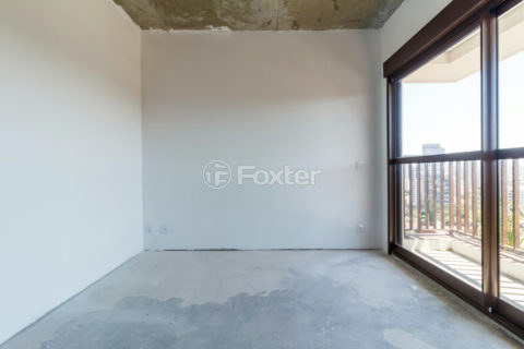 Image 35 - 1033976