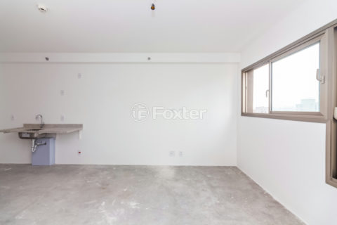 Image 16 - 1033977