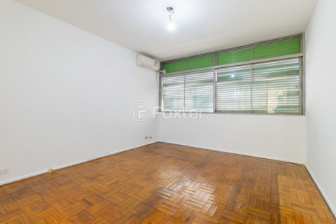 Image 7 - 1033978