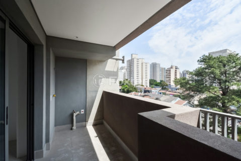 Image 4 - 1033982