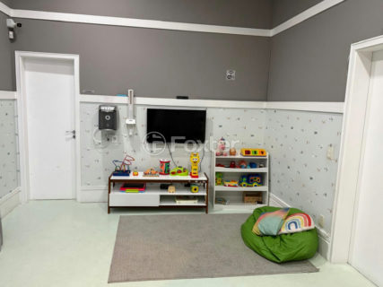 Image 39 - 1033983