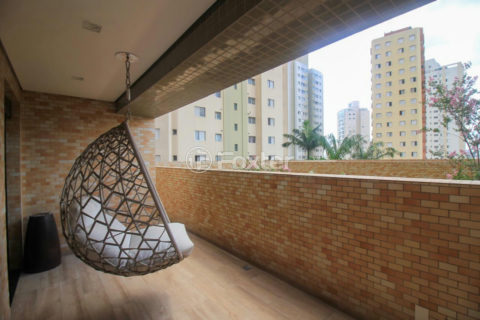 Image 25 - 1033987