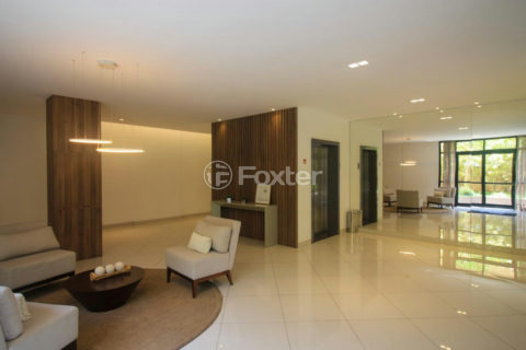 Image 40 - 1033987