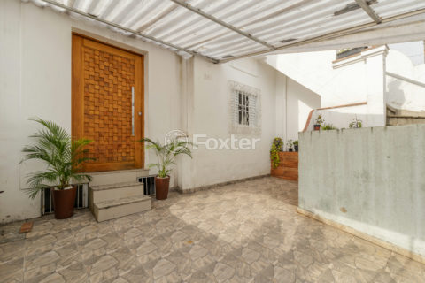 Image 42 - 1033991