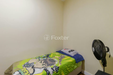Image 37 - 1033991