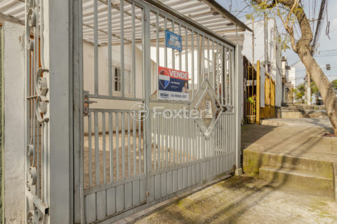 Image 48 - 1033991