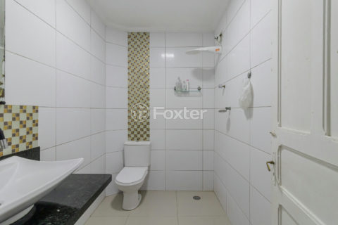 Image 30 - 1033991