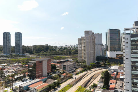 Image 23 - 1033996