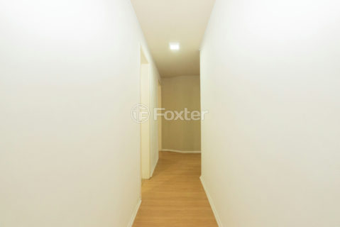 Image 21 - 1034005