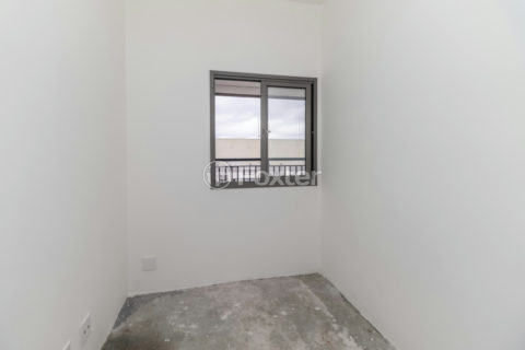 Image 37 - 1034012