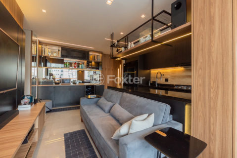 Image 4 - 1034015