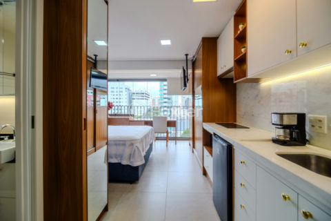 Image 9 - 1034023